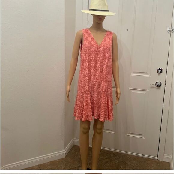 Banana Republic Dress VNeck Short Sleeved Orange White Ruffled Bottom Sz Medium - Picture 11 of 11